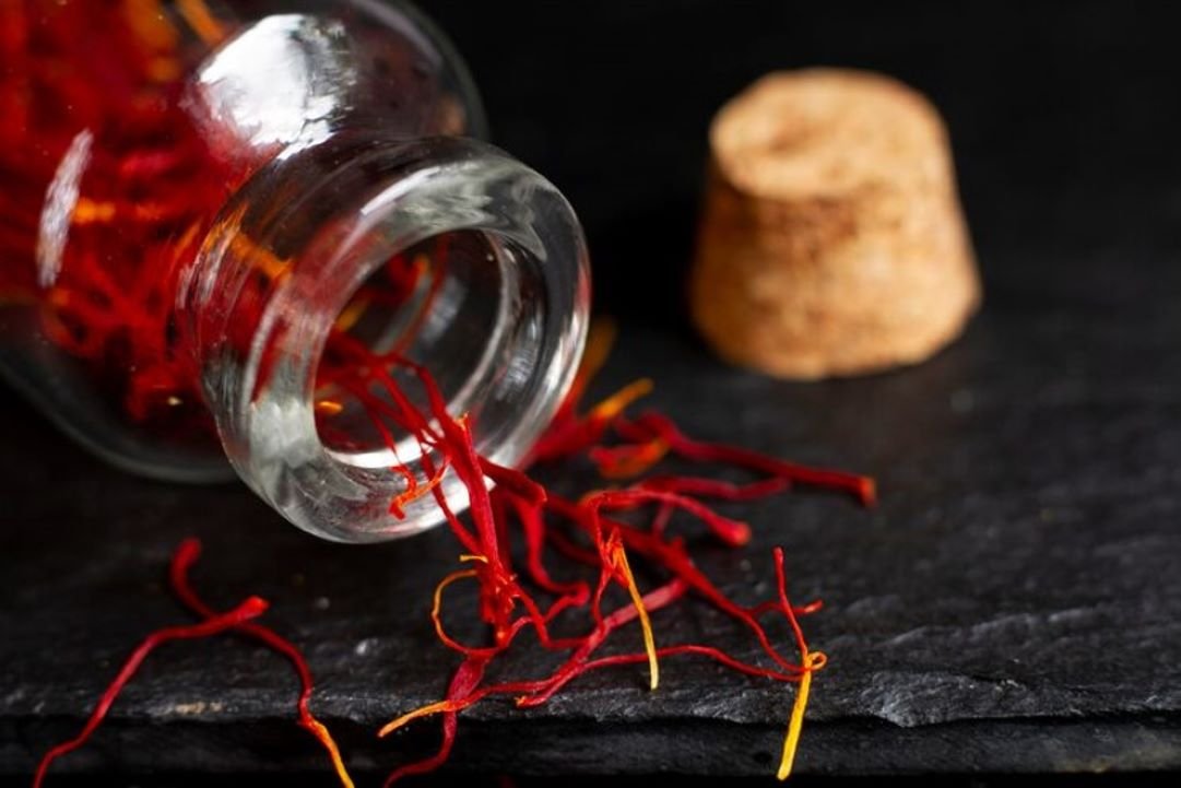 Kesar Chandan Attar sandalwood saffron scent